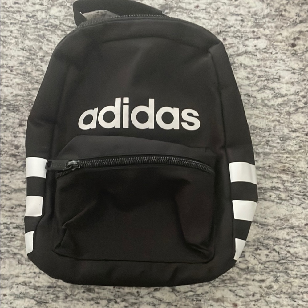 Adidas lunchbox